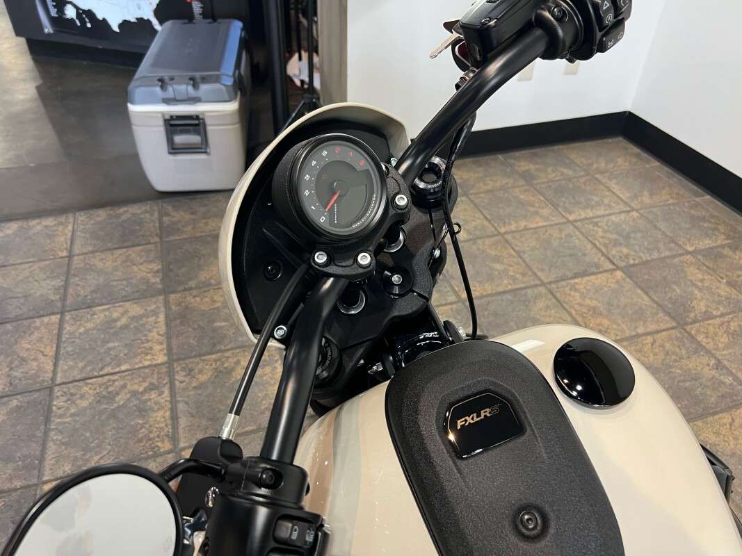 FXLRS 2023 Low Rider S - Photo 2