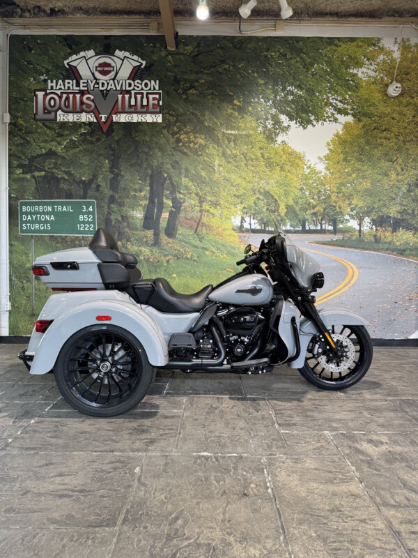 2025 Harley-Davidson Tri Glide Ultra