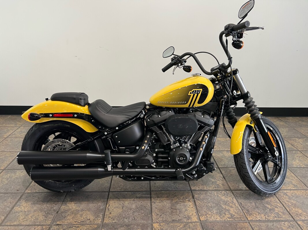 FXBBS 2023 Street Bob 114