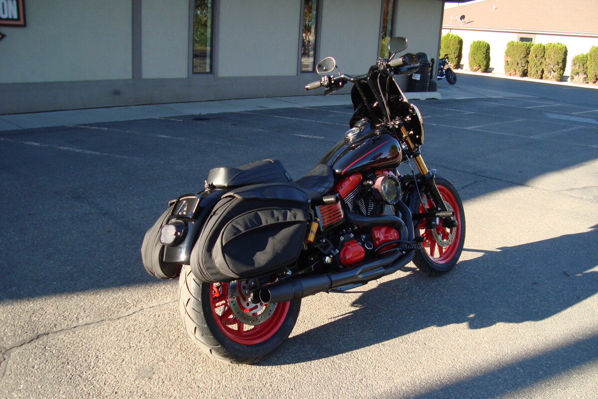 2014 Harley-Davidson Low Rider Vivid Black - Photo 2