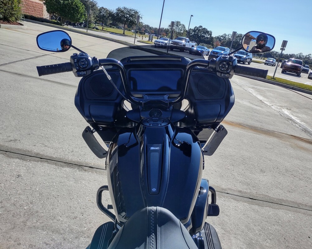 Road Glide - Photo 6