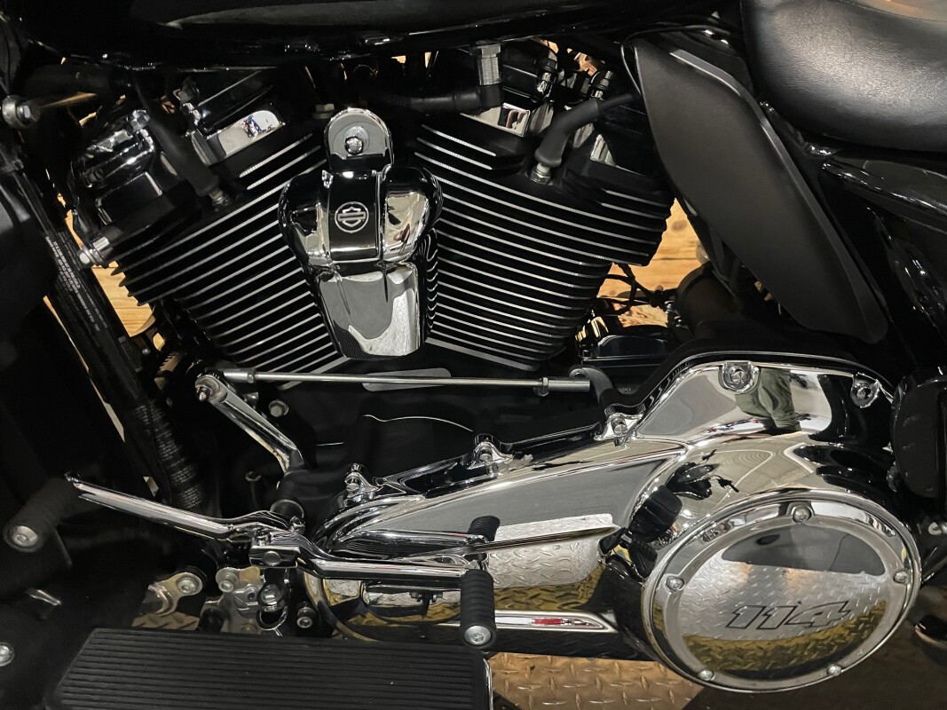 Harley-Davidson Ultra Limited Low 2019 FLHTKL BLACK - Photo 9