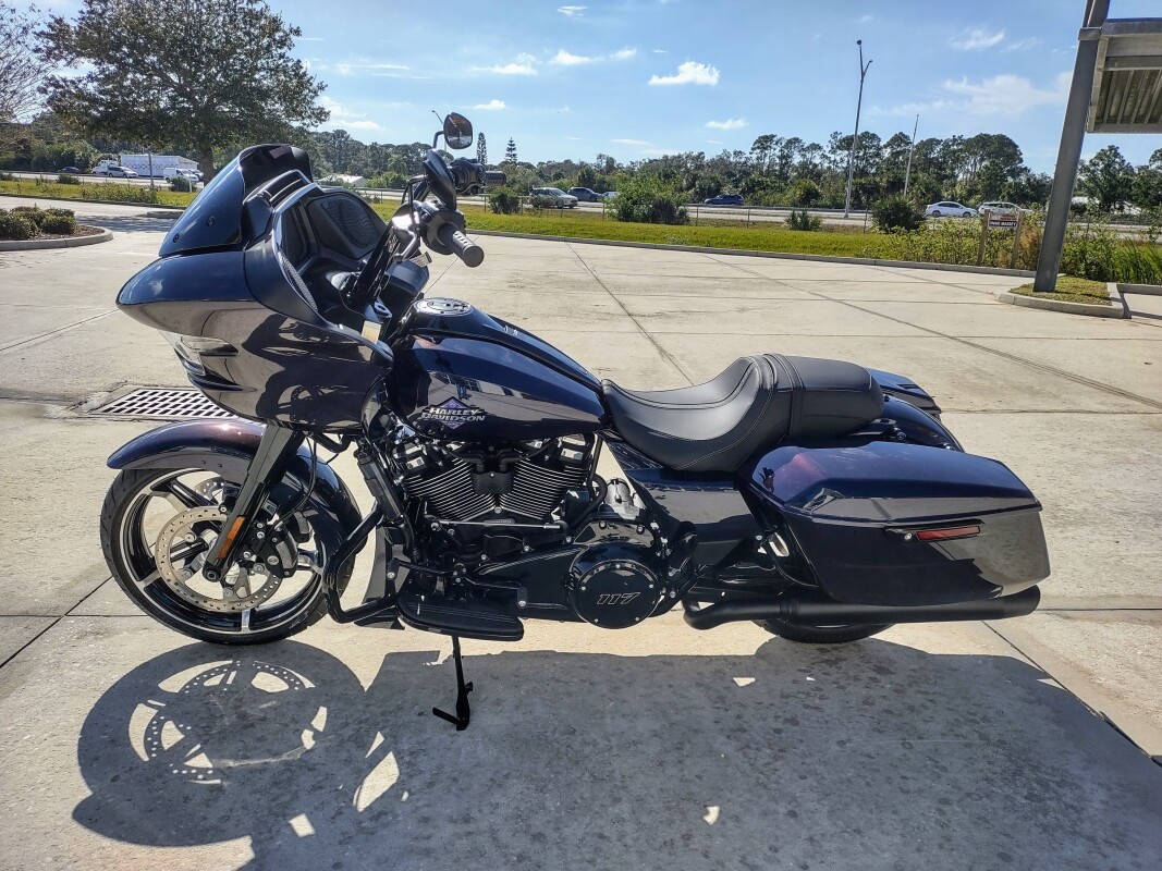 Road Glide - Photo 8