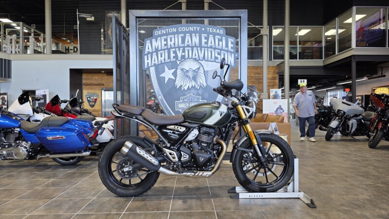  2024 Triumph Scrambler 1200 XE