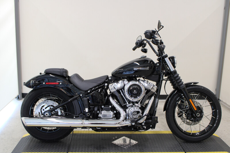 2025 Harley-Davidson Street Bob Cruiser FXBB