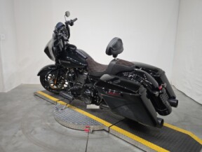 FLHXS 2018 Street Glide® Special thumb 0