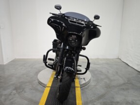 FLHXS 2018 Street Glide® Special thumb 3