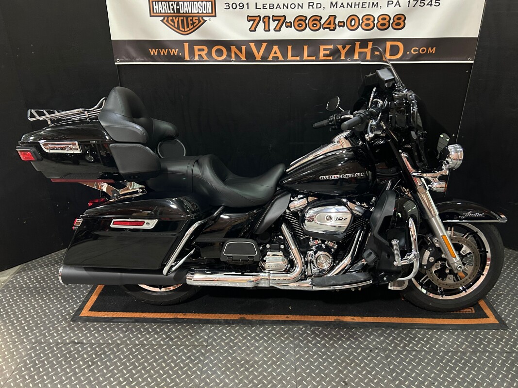 2018 H-D FLHTK Ultra Limited 107ci - Photo 2