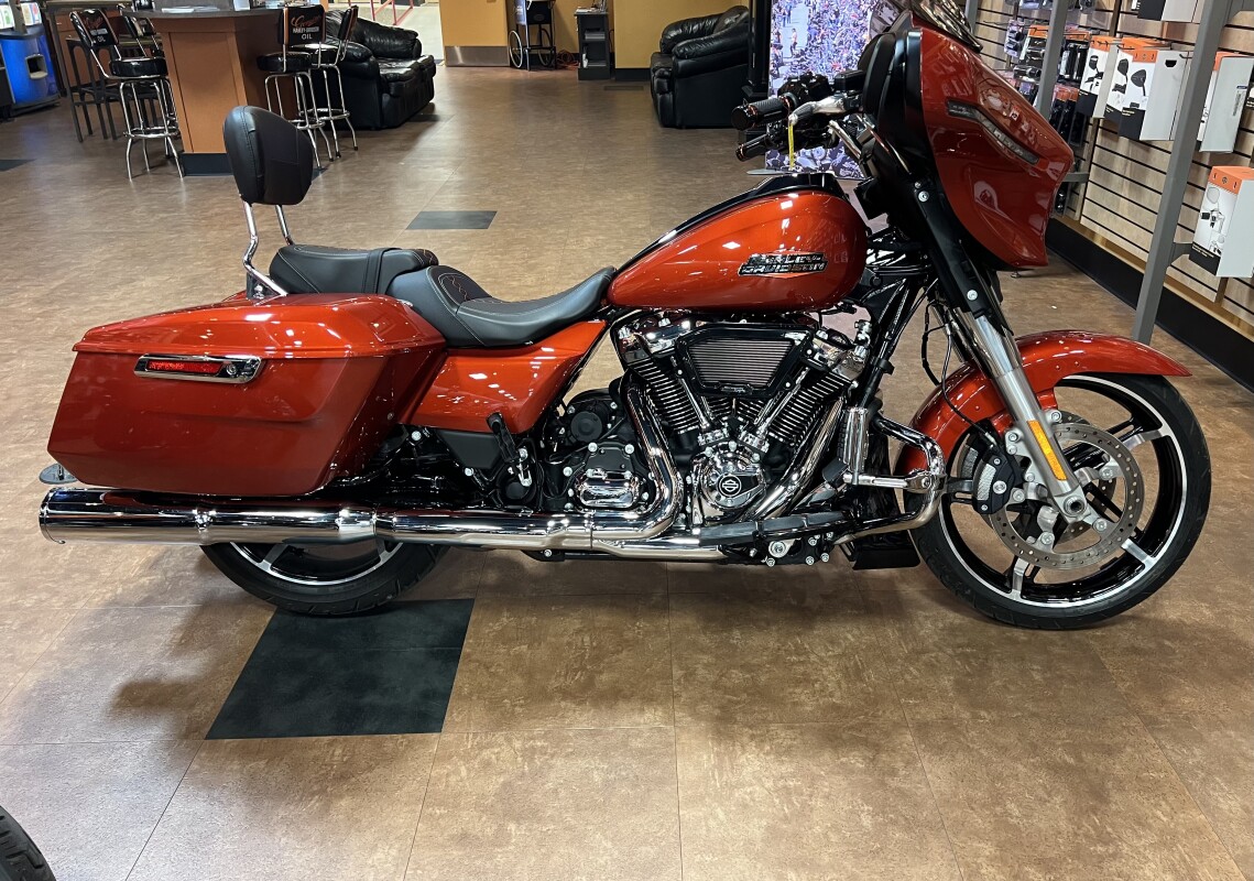 2024 FLHX- Street Glide - Photo 2