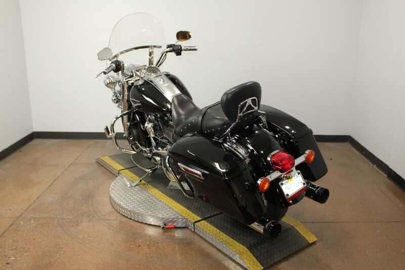 Harley-Davidson Road King 2022 FLHR 612860B BLACK - Photo 6