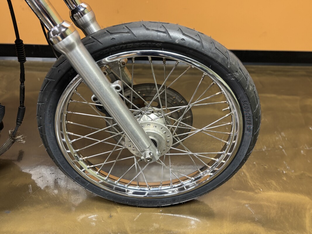 FXDC 2008 Super Glide Custom - Photo 5