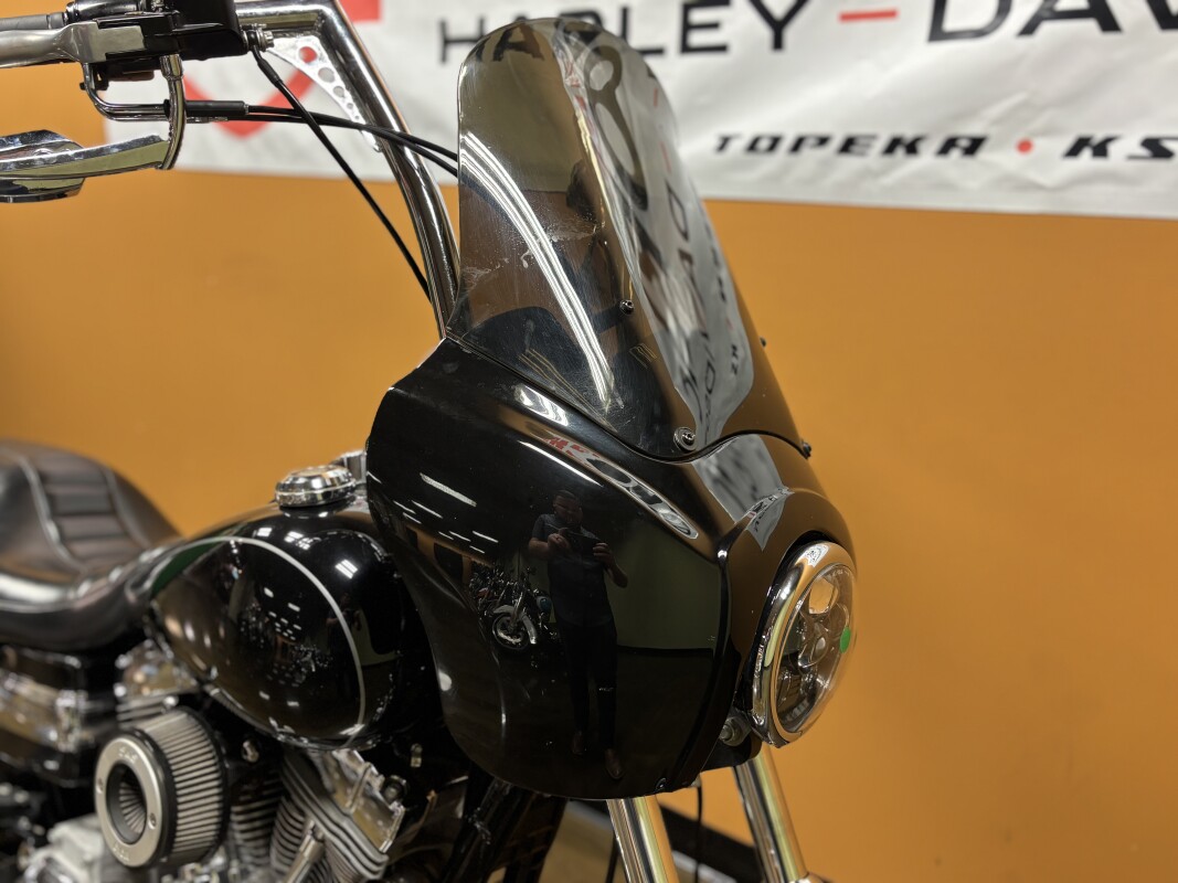 FXDC 2008 Super Glide Custom - Photo 4
