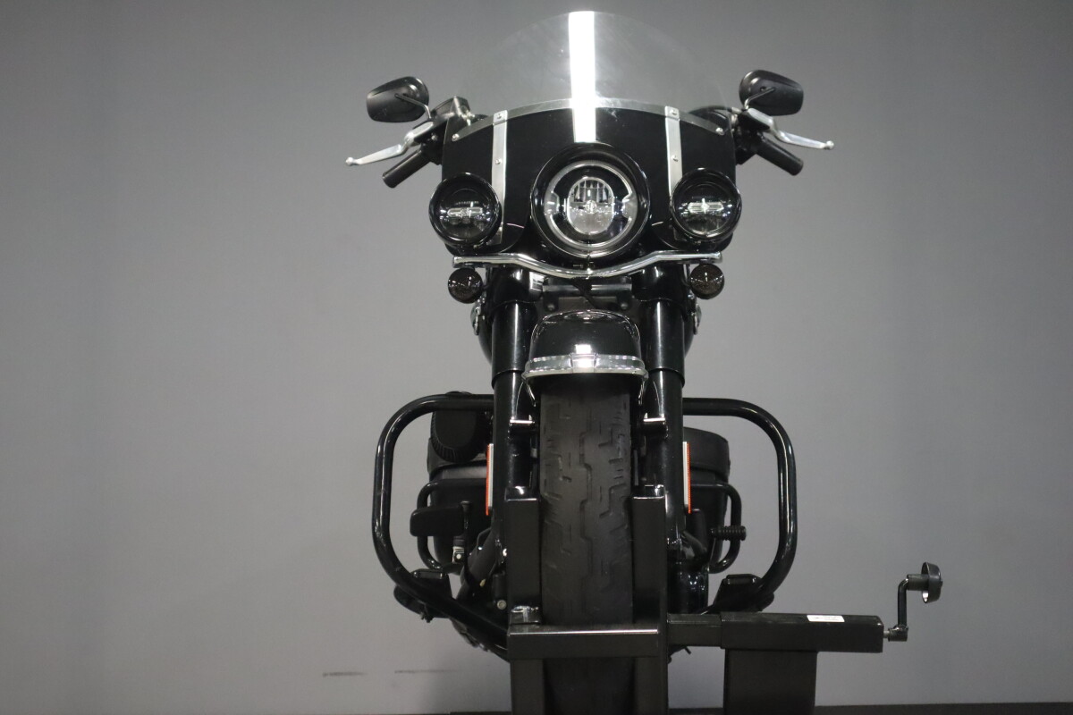 2019 Harley-Davidson Heritage Classic 114 FLHCS - Photo 3