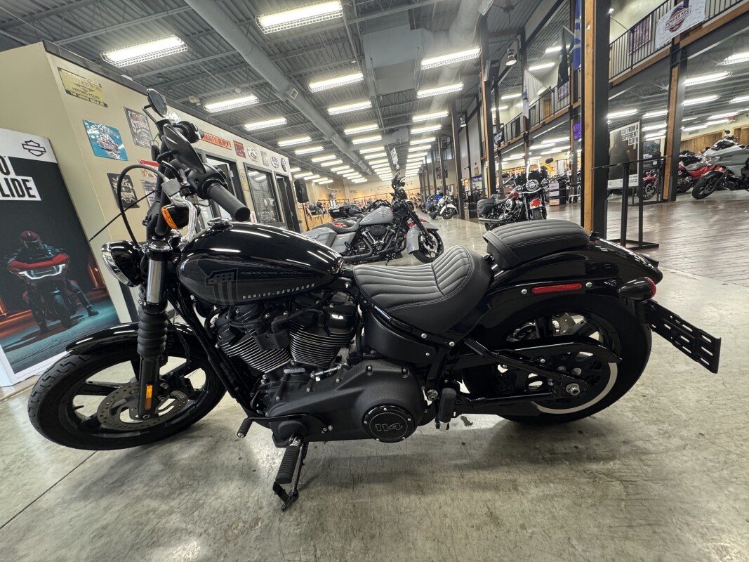2024 Harley-Davidson Street Bob 114 FXBBS - Photo 10
