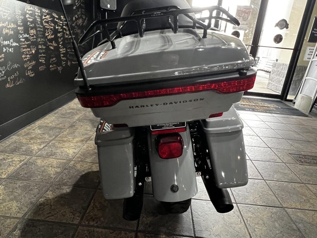 FLTRK 2024 Road Glide Limited - Photo 10
