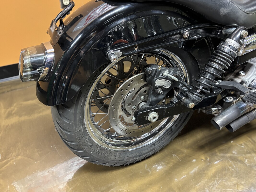 FXDC 2008 Super Glide Custom - Photo 6