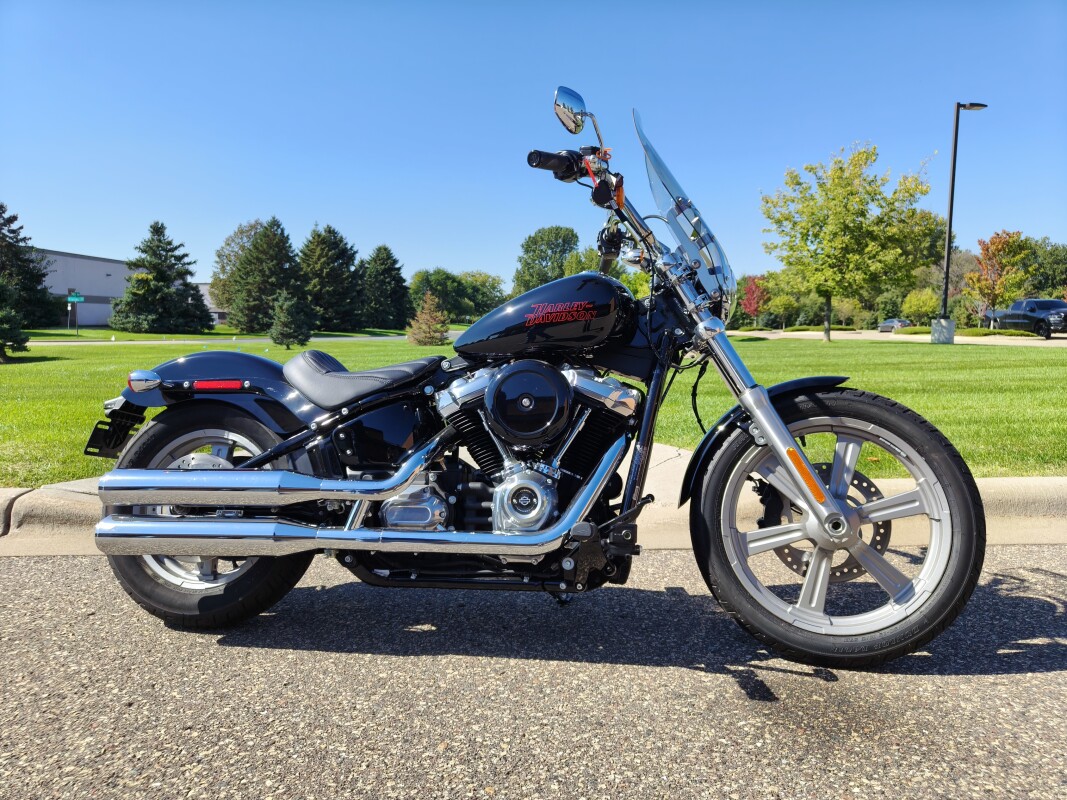 2024 Harley-Davidson Softail Standard Vivid Black