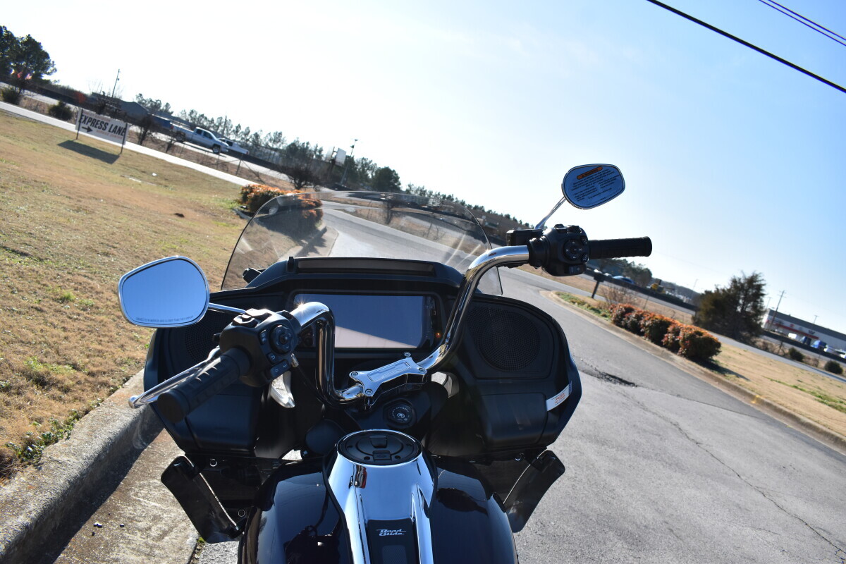 FLTRX 2025 Road Glide - Photo 2