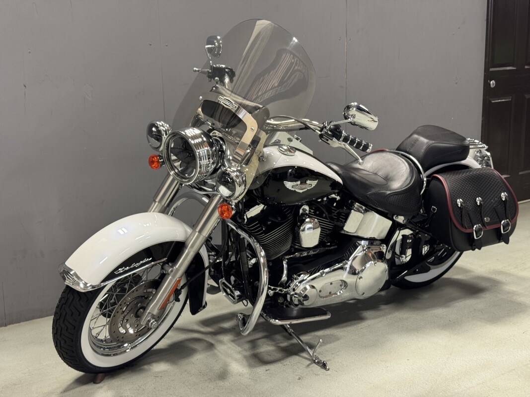 FLSTNI 2005 Softail Deluxe - Photo 4