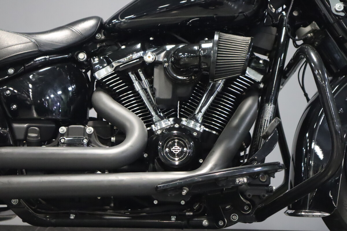 2019 Harley-Davidson Heritage Classic 114 FLHCS - Photo 10