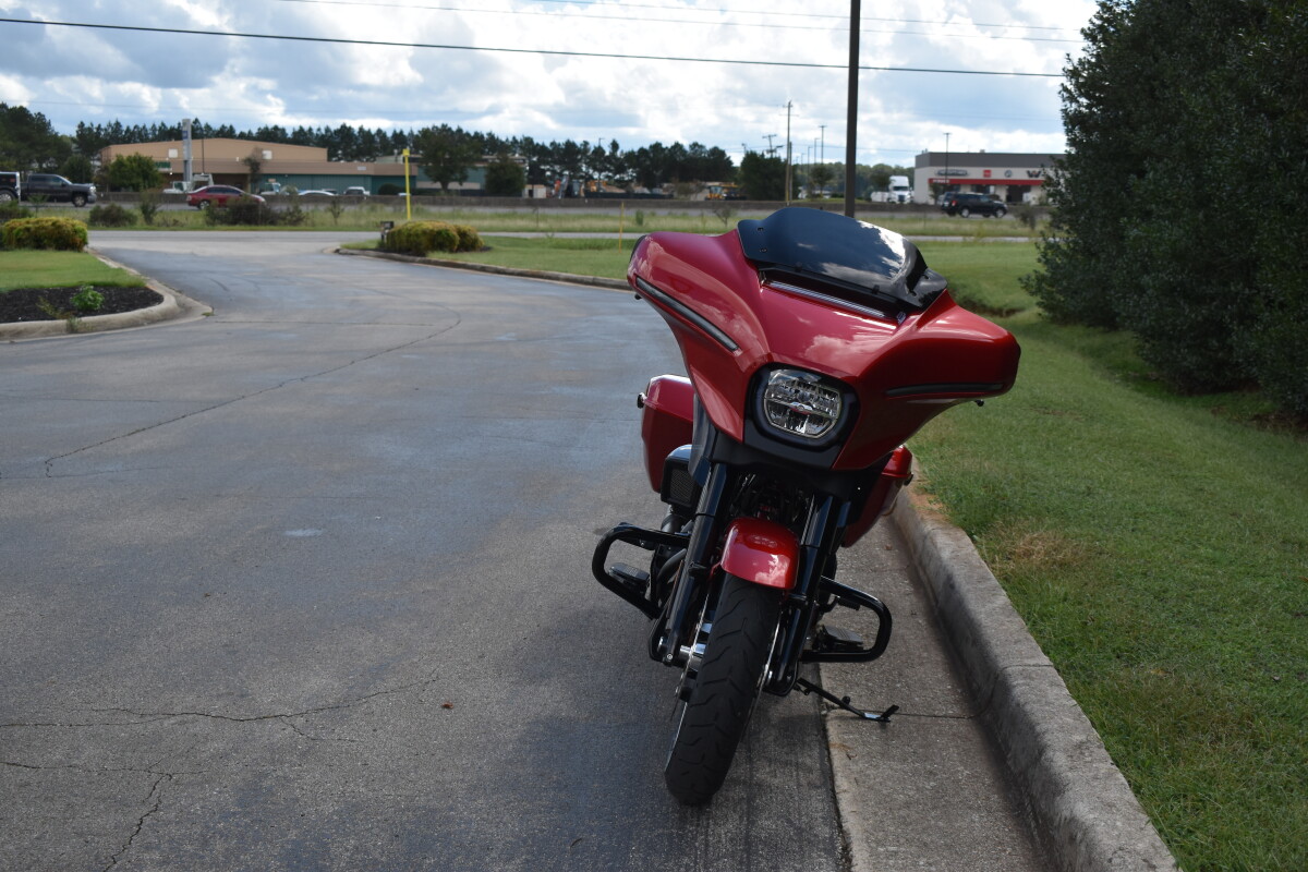 FLHX 2025 Street Glide - Photo 3