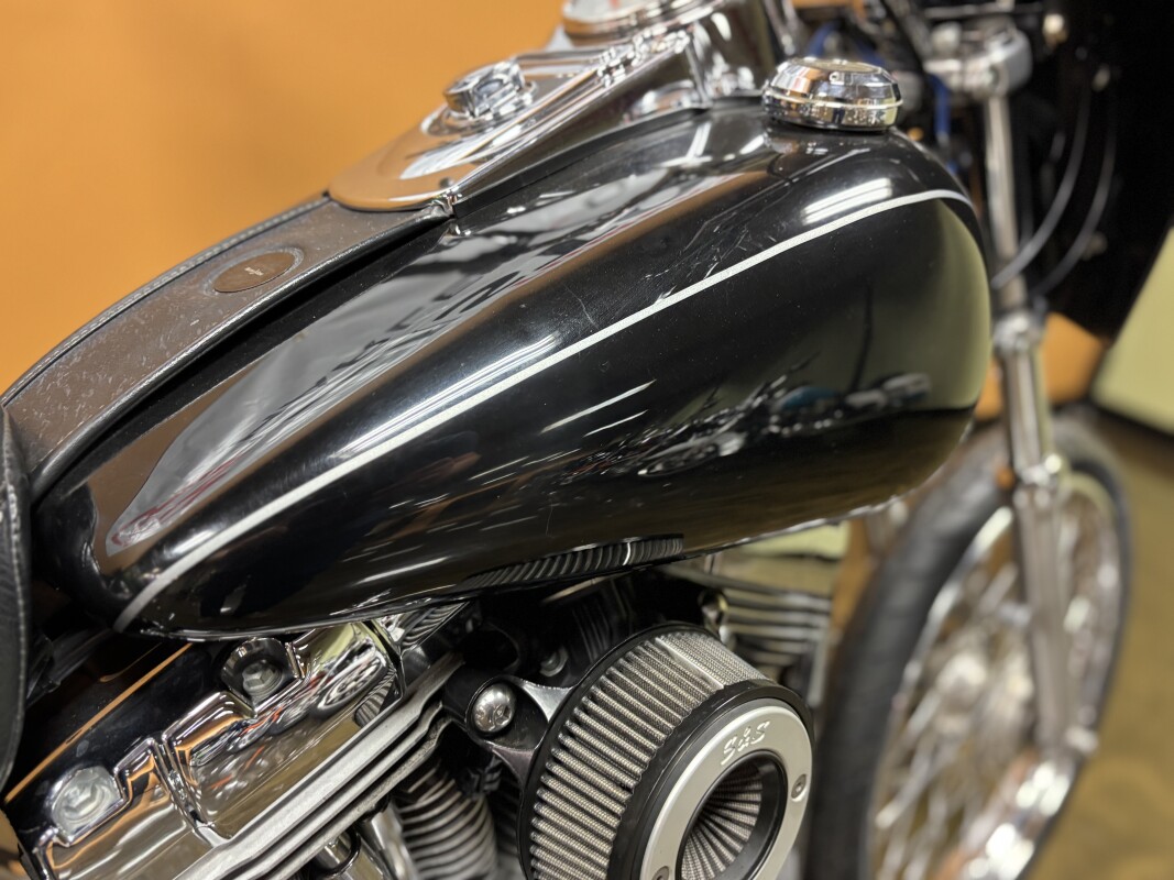 FXDC 2008 Super Glide Custom - Photo 7