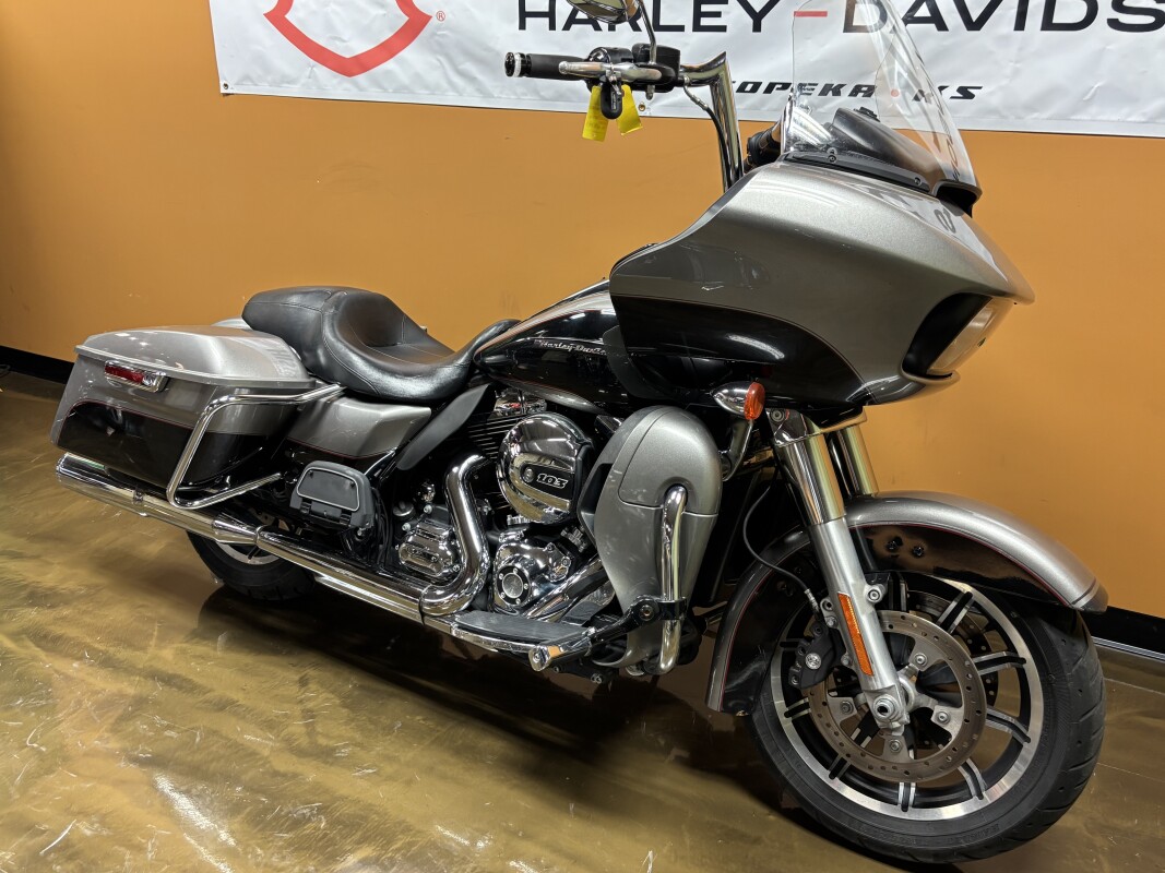 FLTRU 2016 Road Glide Ultra - Photo 2