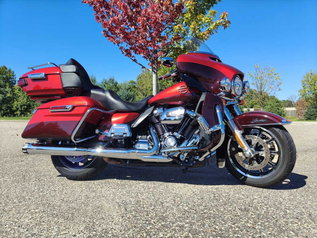2018 Harley-Davidson Ultra Limited Wicked Red/Twisted Cherry