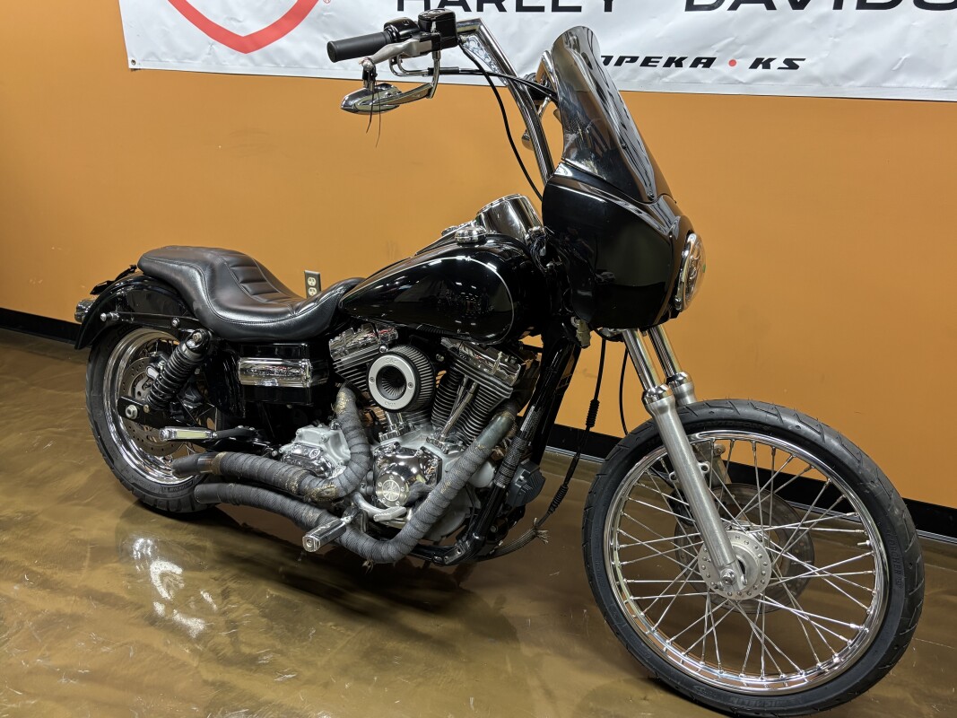 FXDC 2008 Super Glide Custom - Photo 3
