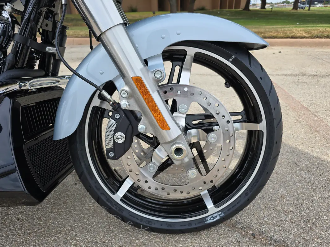 2025 Harley-Davidson Street Glide - Photo 7