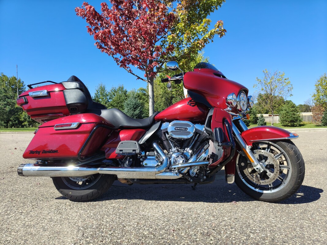 2015 Harley-Davidson Ultra Limited Mysterious Red Sunglo