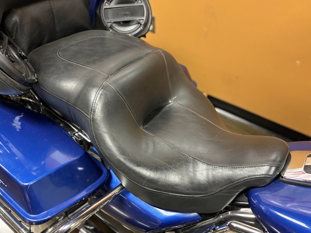 2010 Electra Glide Ultra Limited - Photo 10