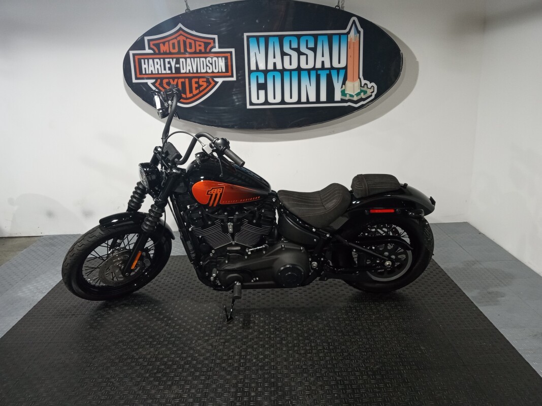 2021 Harley-Davidson Street Bob 114 - Vivid Black - Photo 3