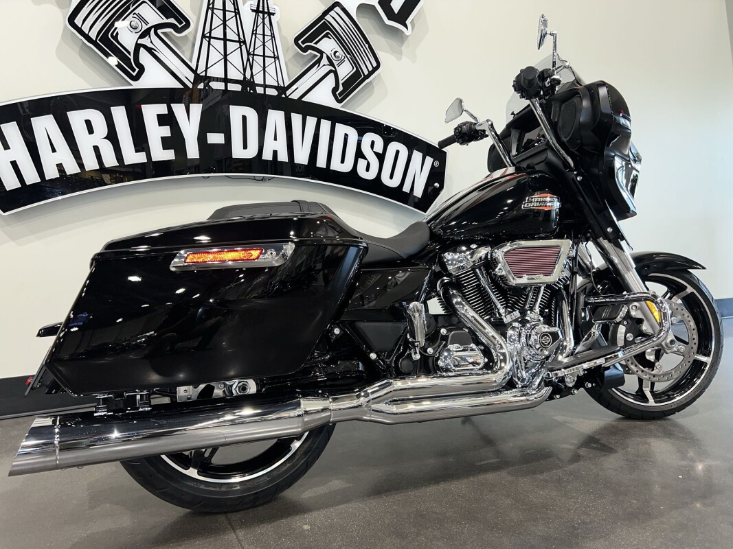 2025 Harley-Davidson Street Glide FLHX - Photo 9