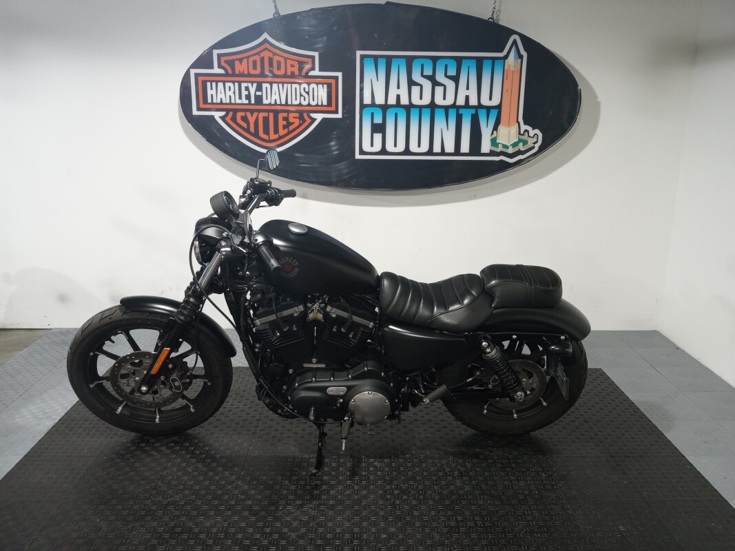 2022 Harley-Davidson Iron 883 - Black Denim - Photo 3