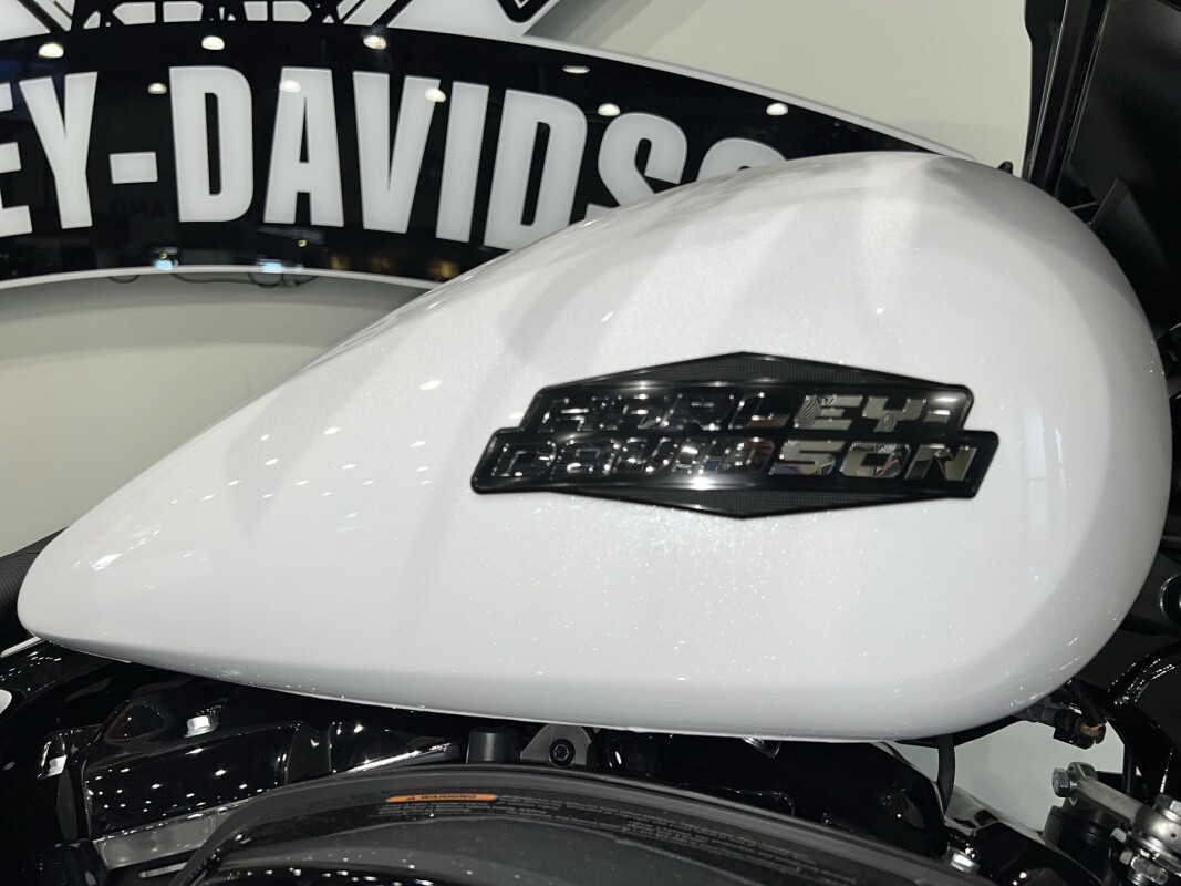 2025 Harley-Davidson Street Glide FLHX - Photo 5