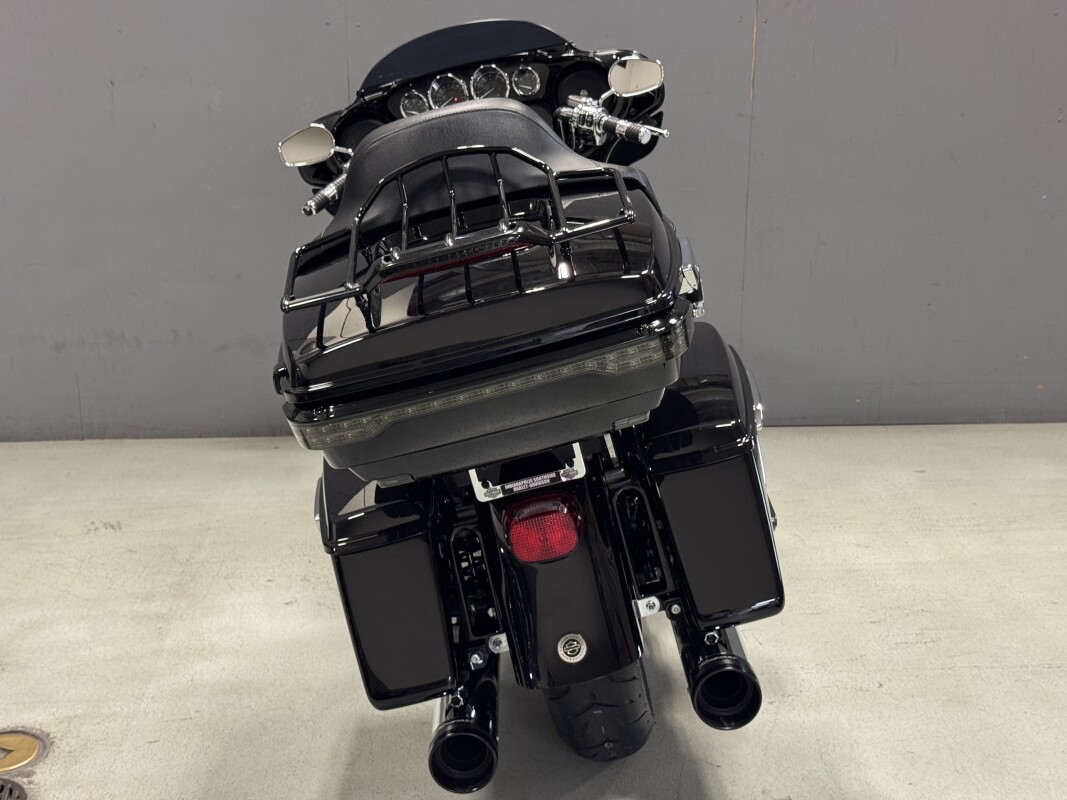 FLHTKSE 2021 CVO Limited - Photo 10