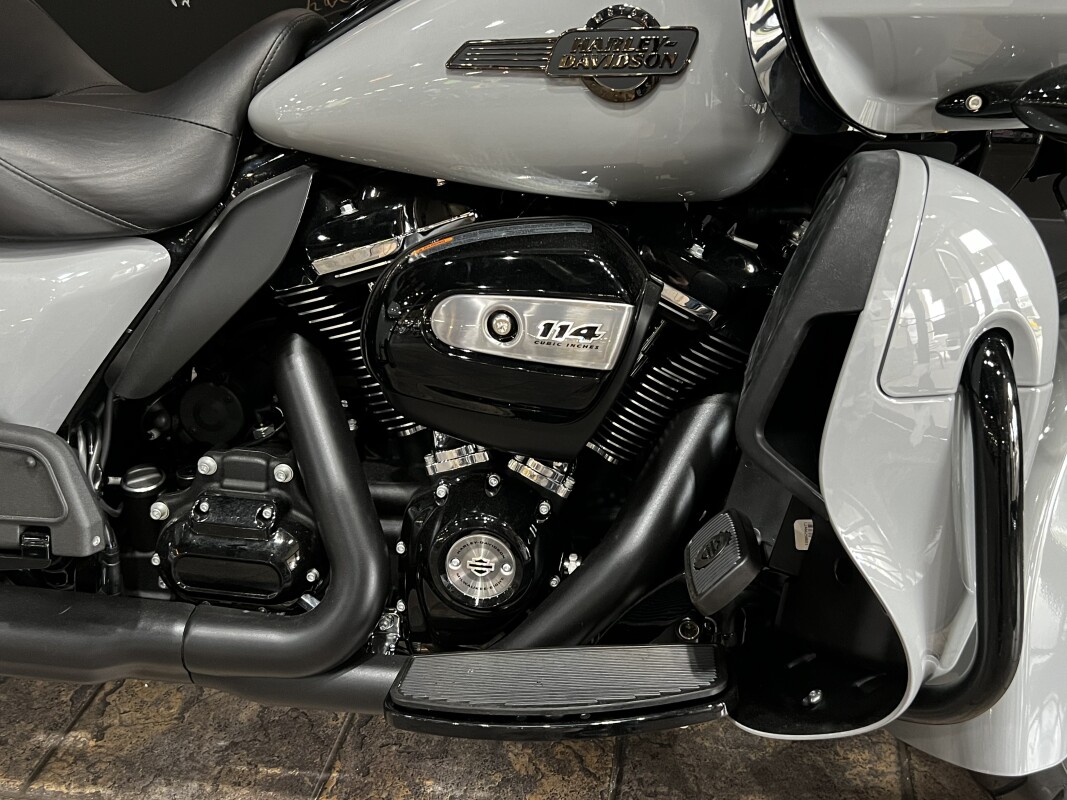 FLTRK 2024 Road Glide Limited - Photo 5