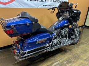  2010 Electra Glide® Ultra Limited thumb 2