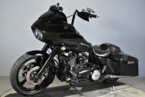 2013 Harley-Davidson® Road Glide® Custom FLTRX thumb 0