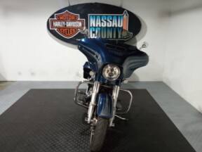 2016 Harley-Davidson® Street Glide® Special - Custom Colour Cosmic Blue Pearl thumb 3