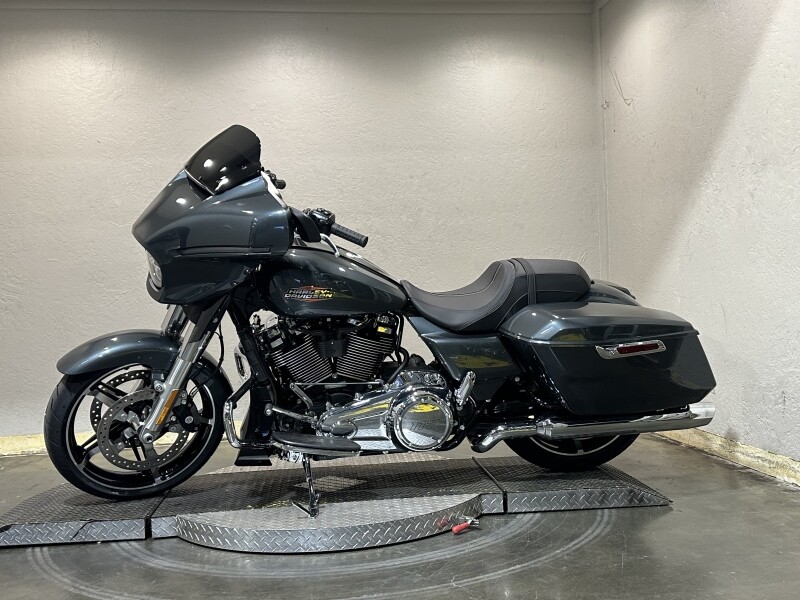 Harley-Davidson Street Glide 2025 FLHX 84649312 IRON HORSE MTLC - Photo 6