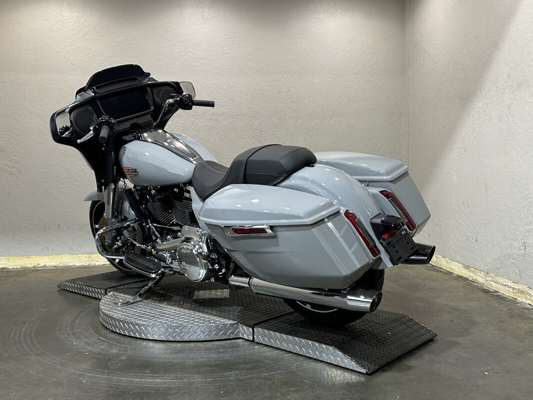 Harley-Davidson Street Glide 2025 FLHX 84647658 BILLIARD GRAY - Photo 3
