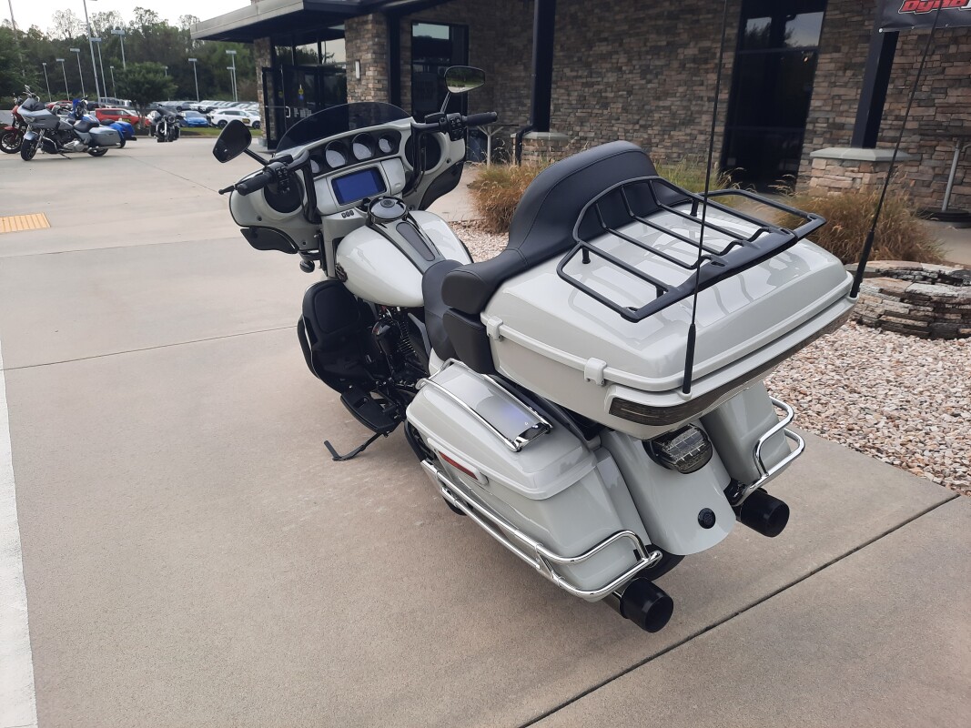 2020 Harley-Davidson CVO Limited Sand Dune - Photo 8