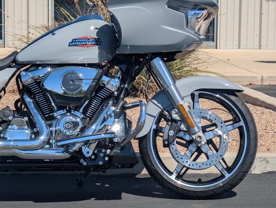 2025 Harley-Davidson Road Glide - Photo 10