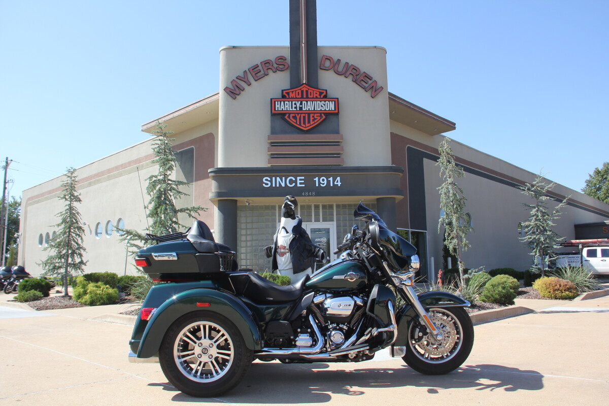 2024 Harley-Davidson Tri Glide Ultra Alpine Green / Vivid Black