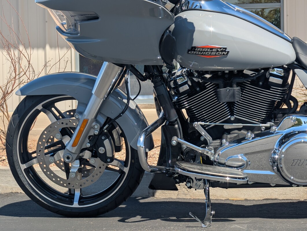 2025 Harley-Davidson Road Glide - Photo 5