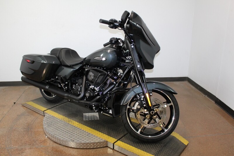 Harley-Davidson Street Glide 2025 FLHX 84641533 IRON HORSE MTLC - Photo 2