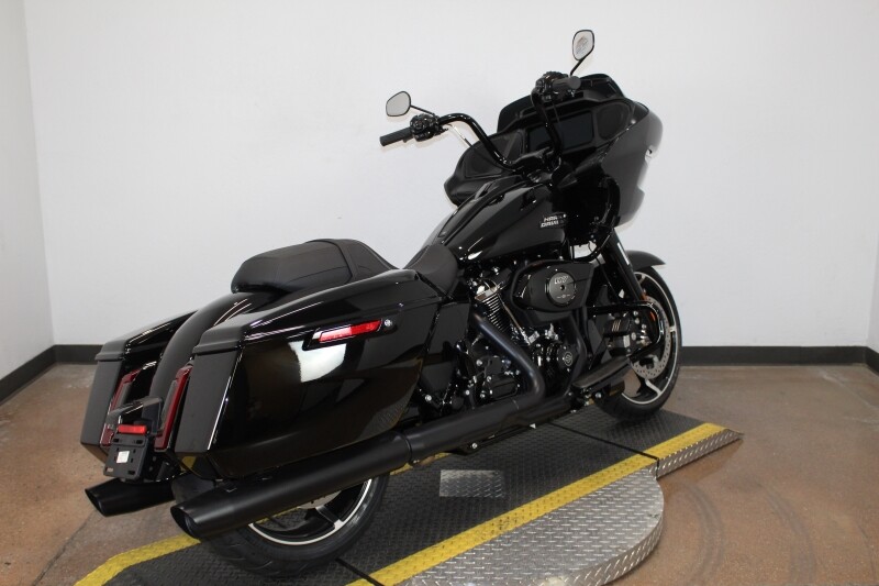 Harley-Davidson Road Glide 2025 FLTRX 84647645 VIVID BLACK - Photo 8
