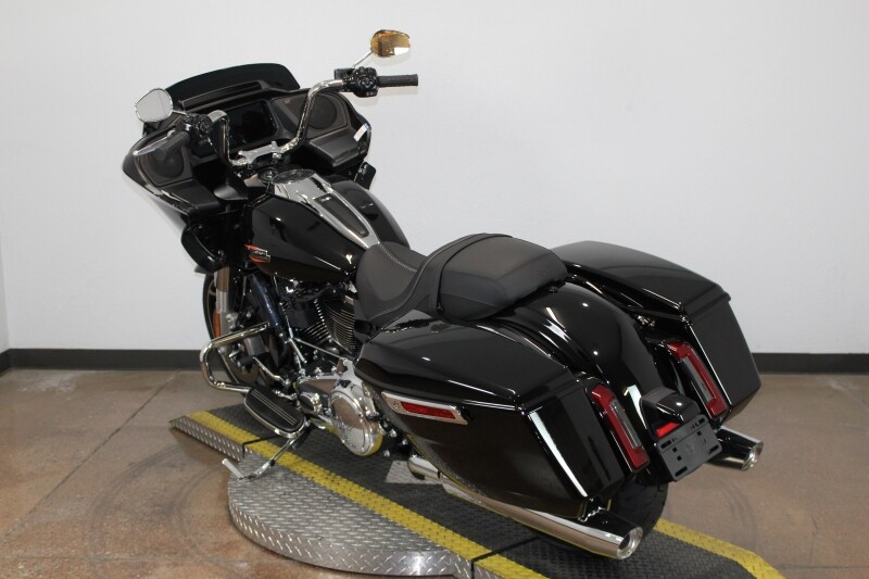 Harley-Davidson Road Glide 2025 FLTRX 84649287 VIVID BLACK - Photo 7